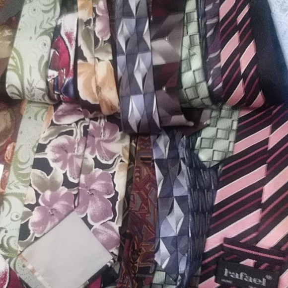 Men's Ties - Picture 5 of 10